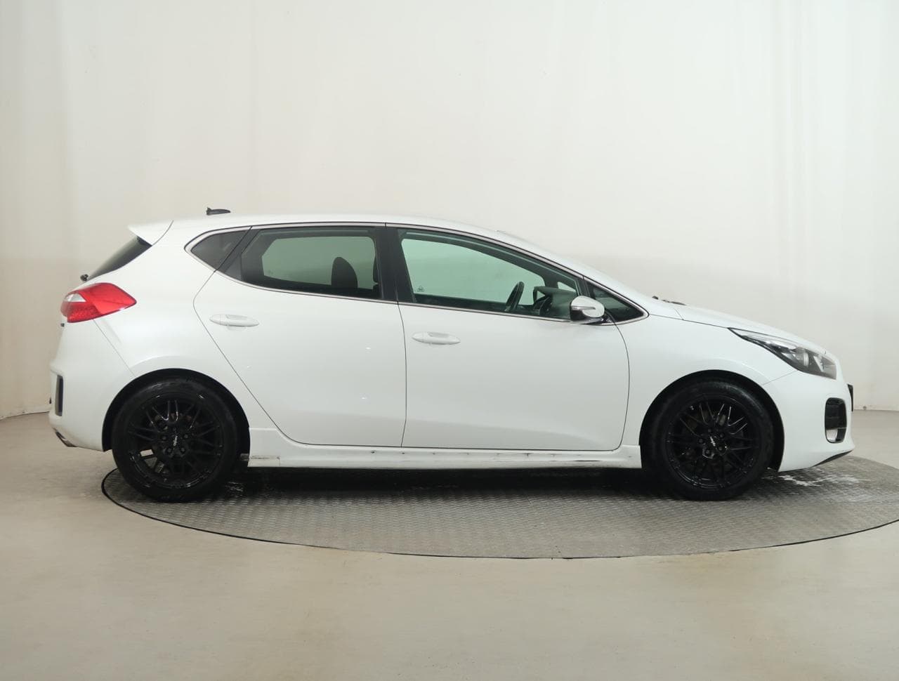 2016 Kia CEE'D - 8