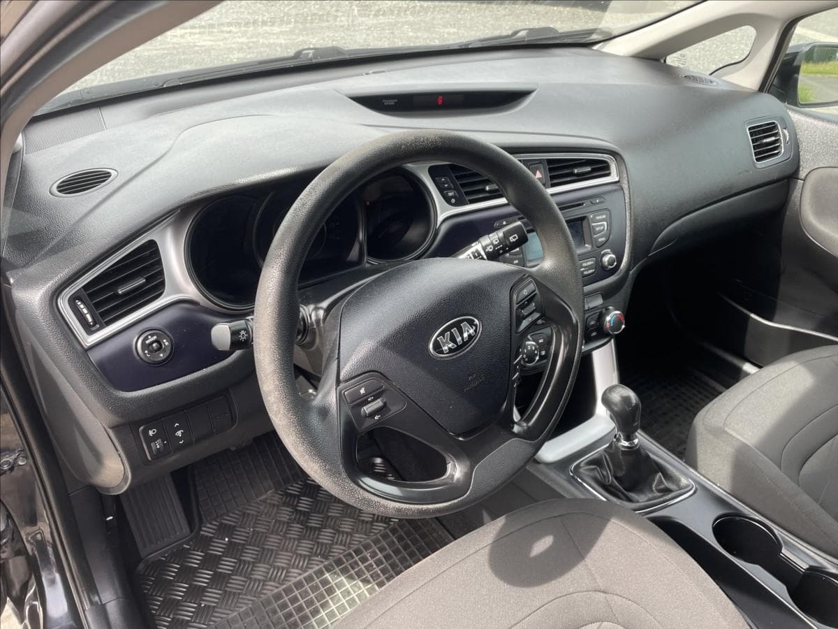 2017 Kia CEE'D - 19