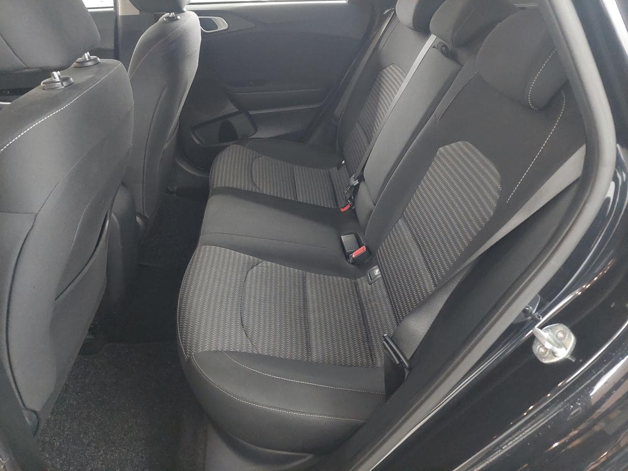 2022 Kia CEE'D - 22