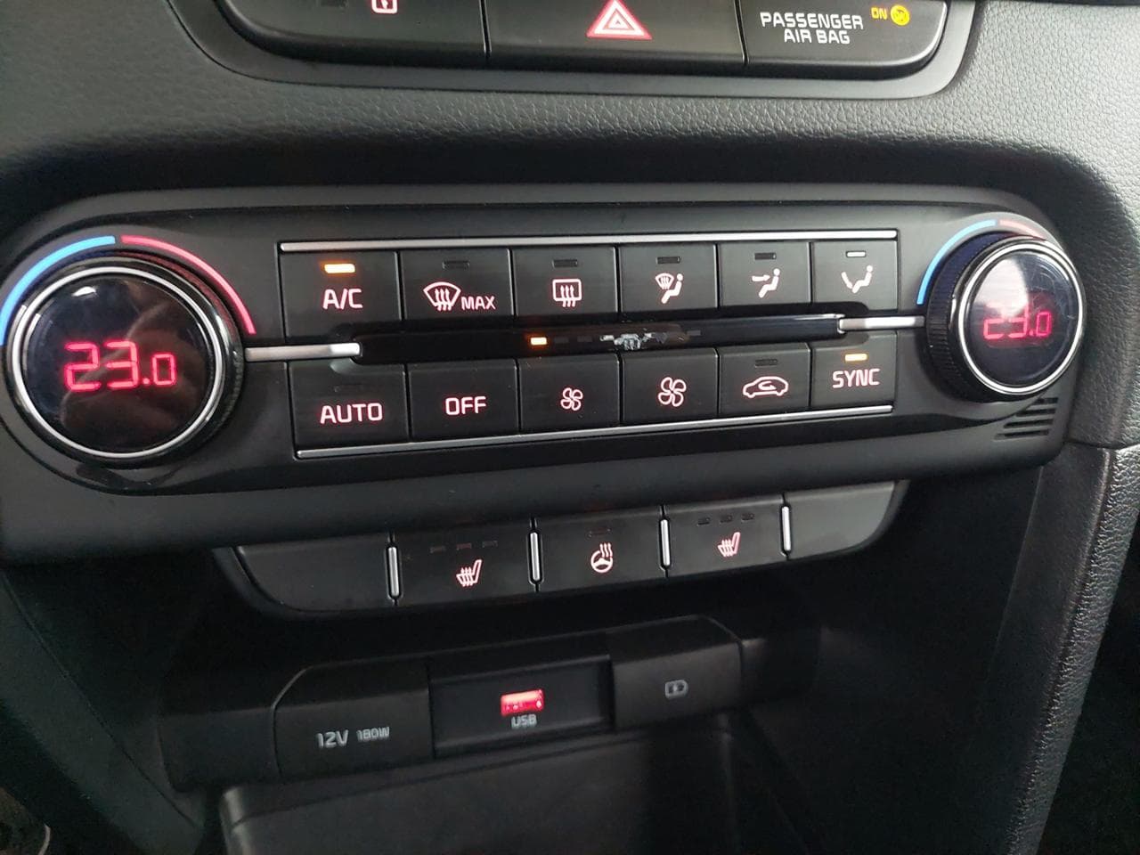 2022 Kia CEE'D - 36