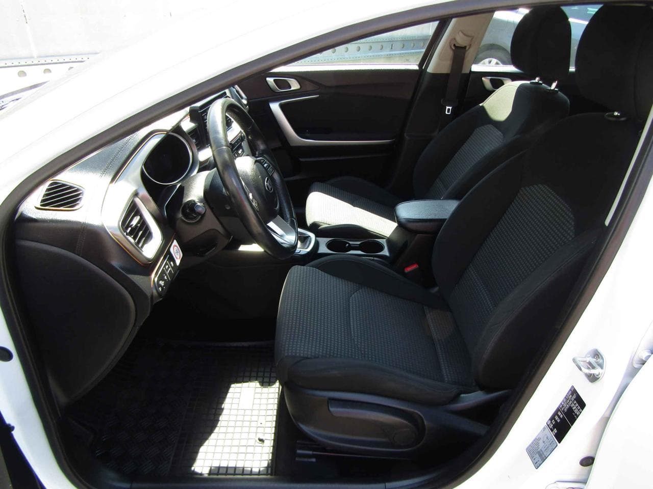 2018 Kia CEE'D - 15