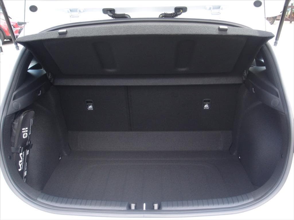 2024 Kia CEE'D - 13