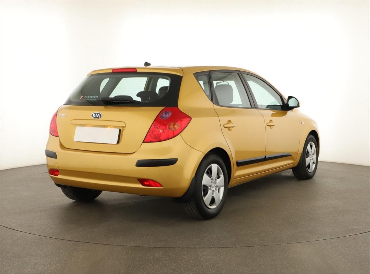2007 Kia CEE'D - 7