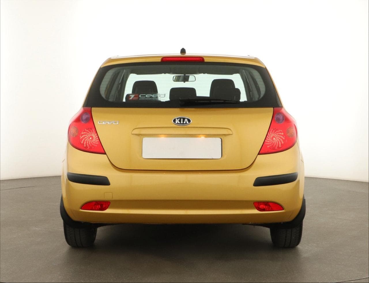 2007 Kia CEE'D - 6