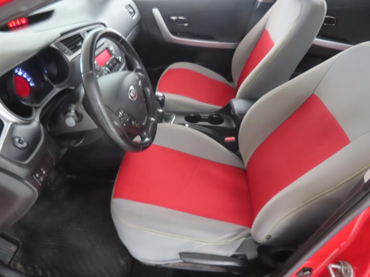 2015 Kia CEE'D - 16
