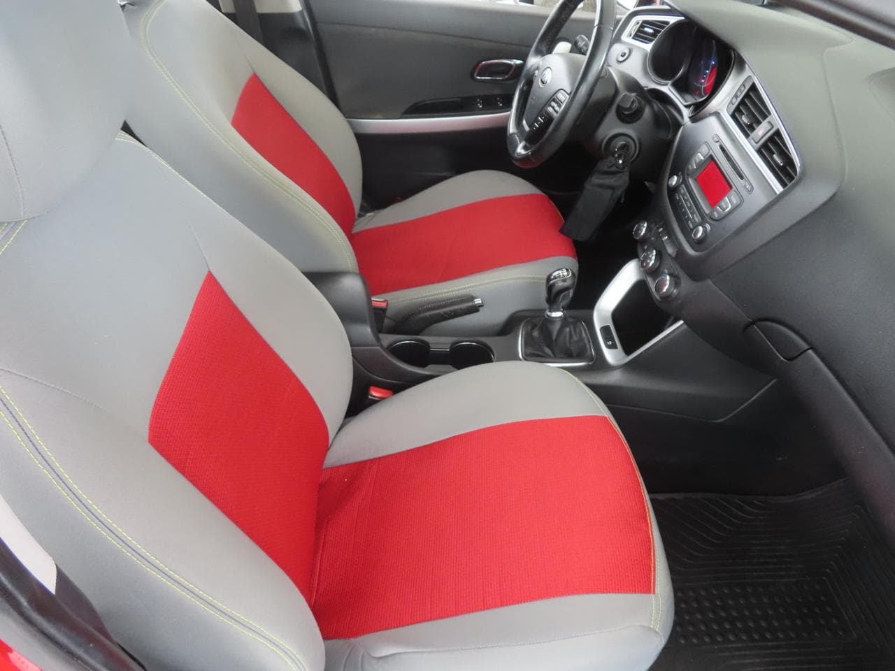 2015 Kia CEE'D - 12