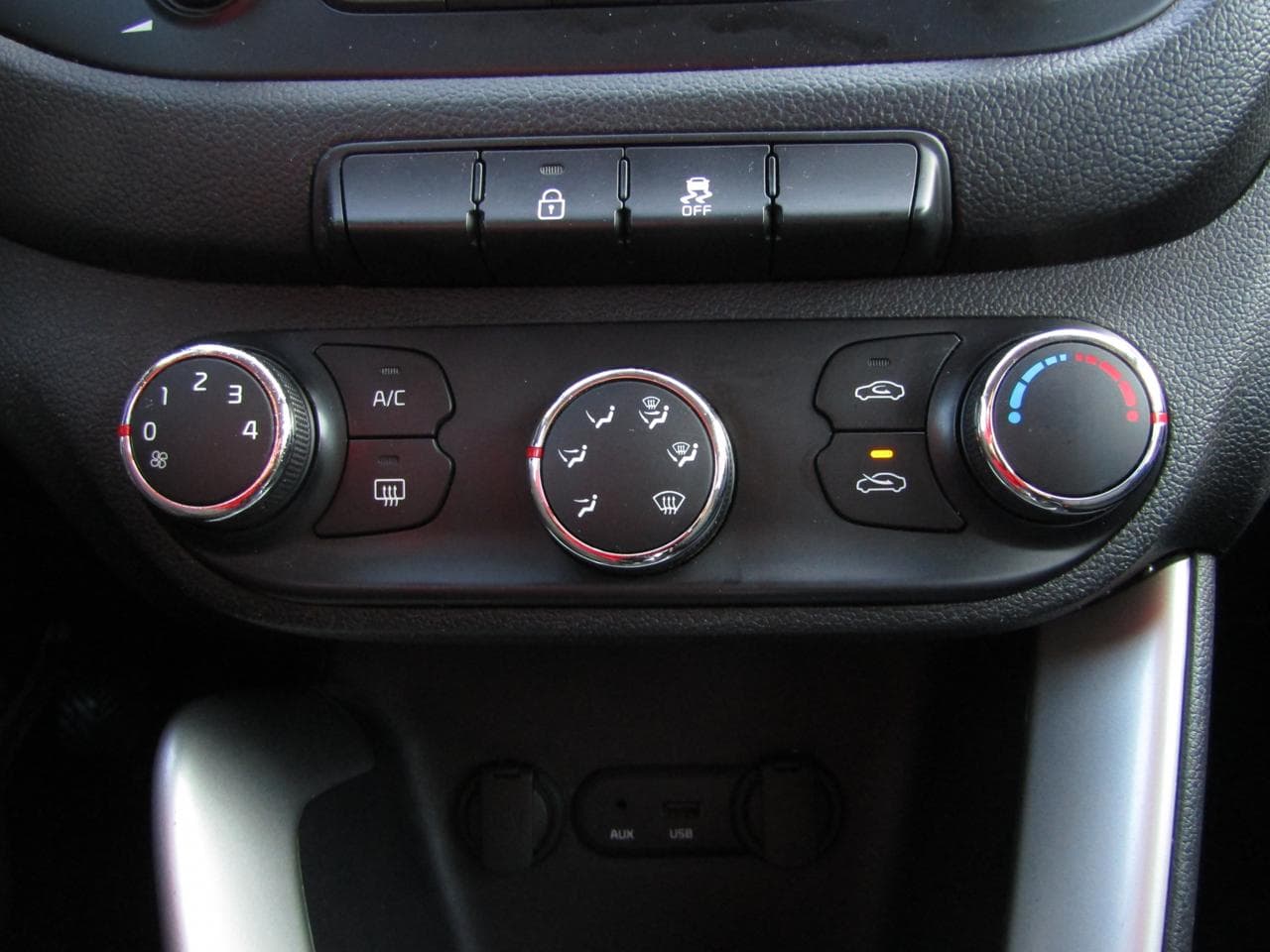 2014 Kia CEE'D - 13
