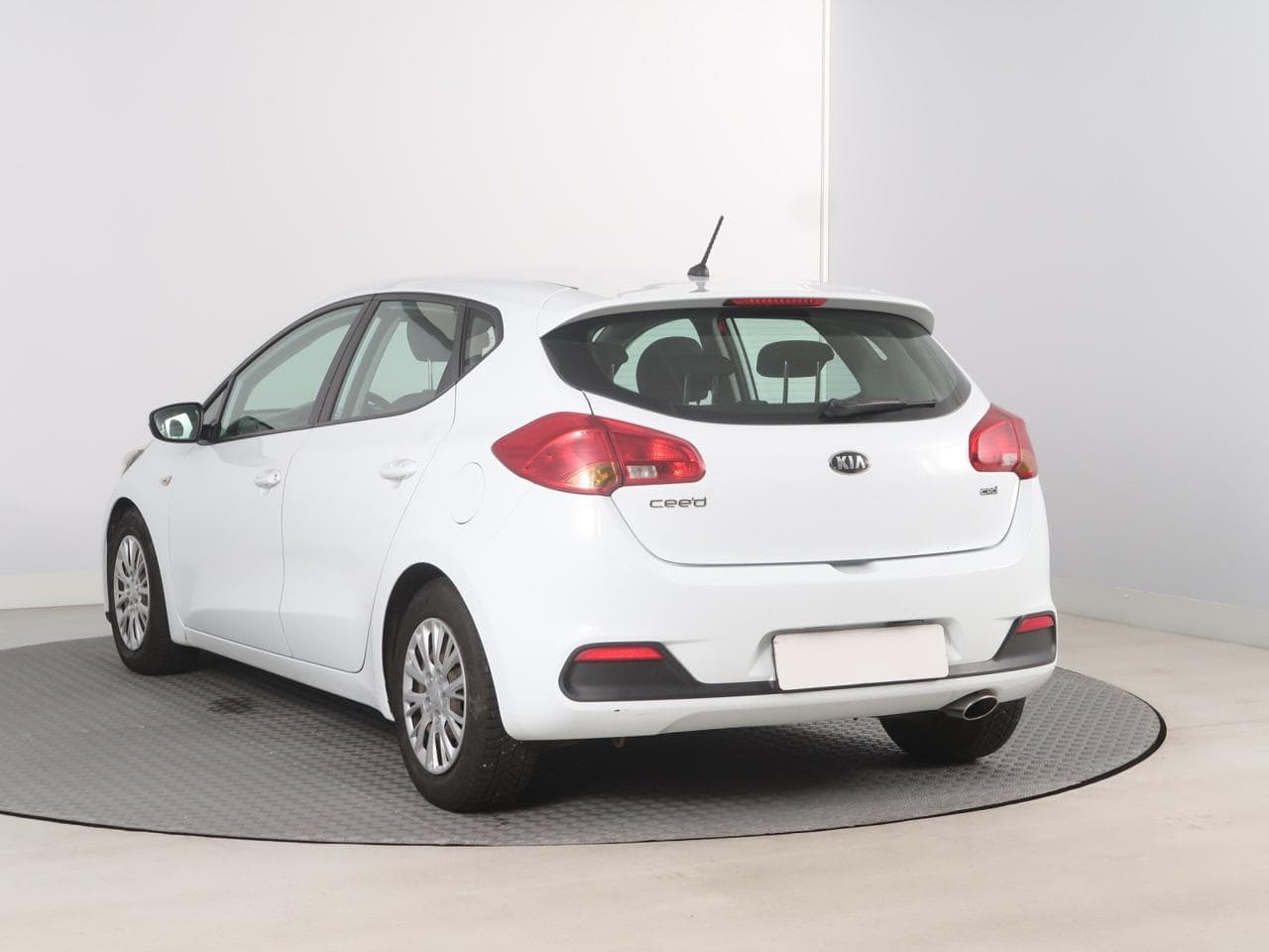 2013 Kia CEE'D - 5