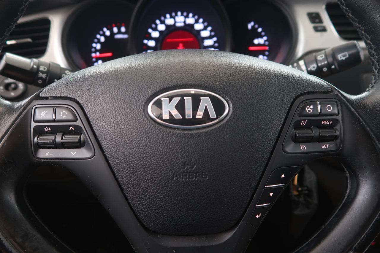 2013 Kia CEE'D - 20