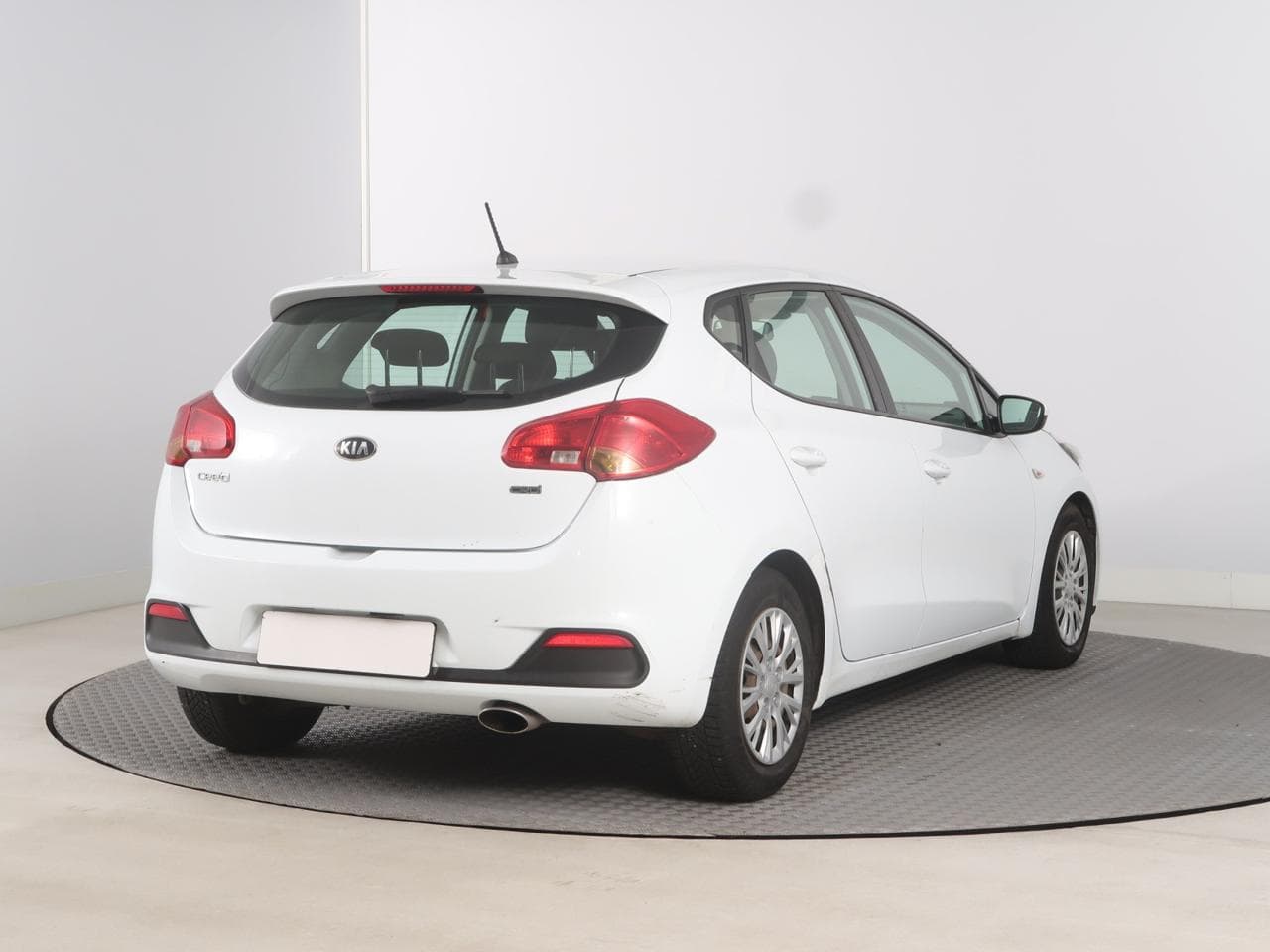 2013 Kia CEE'D - 7