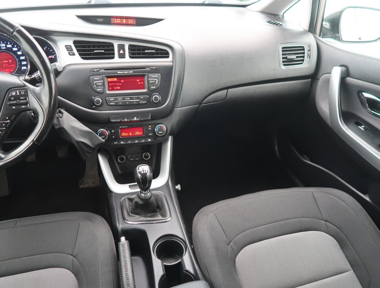 2012 Kia CEE'D - 11