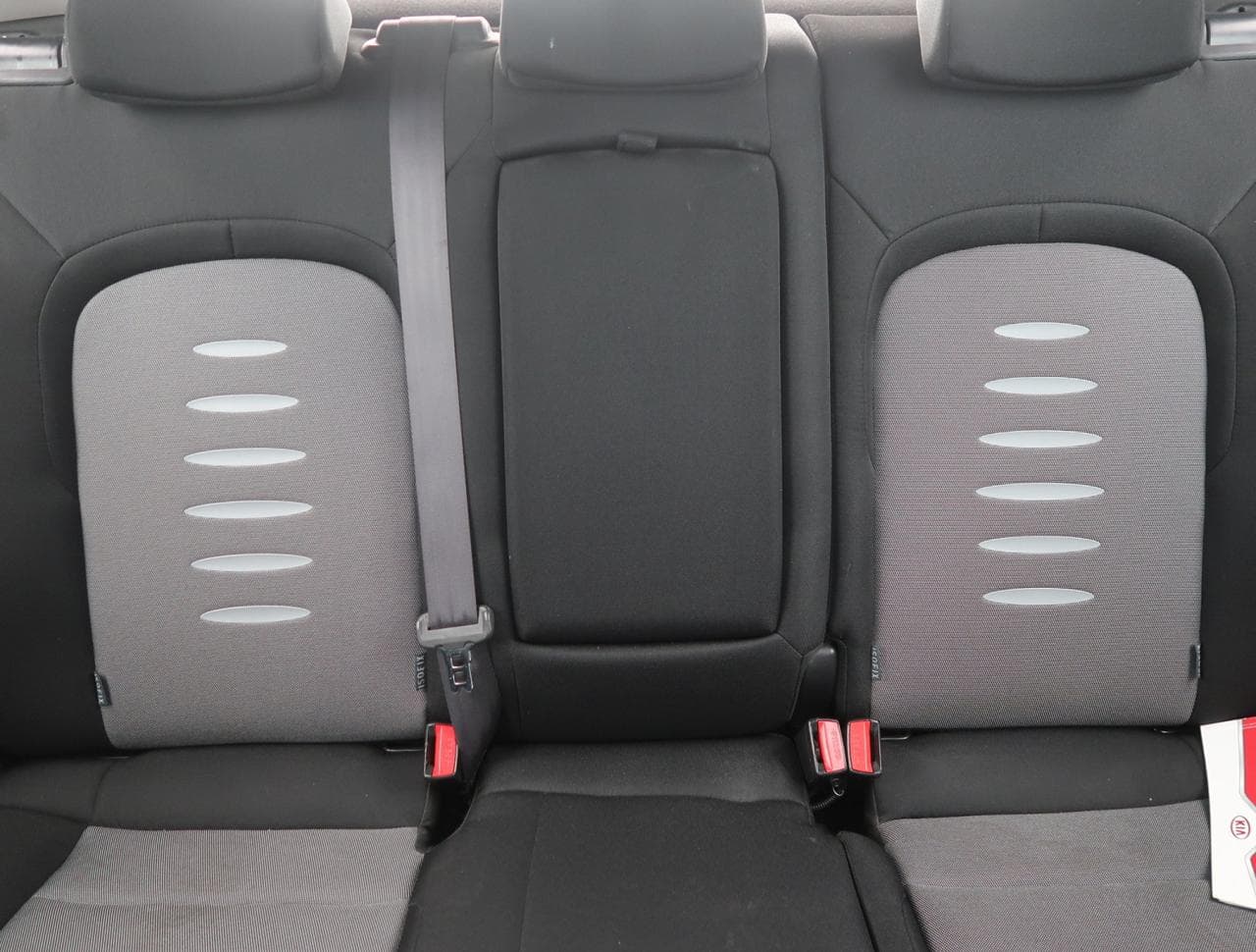 2012 Kia CEE'D - 14