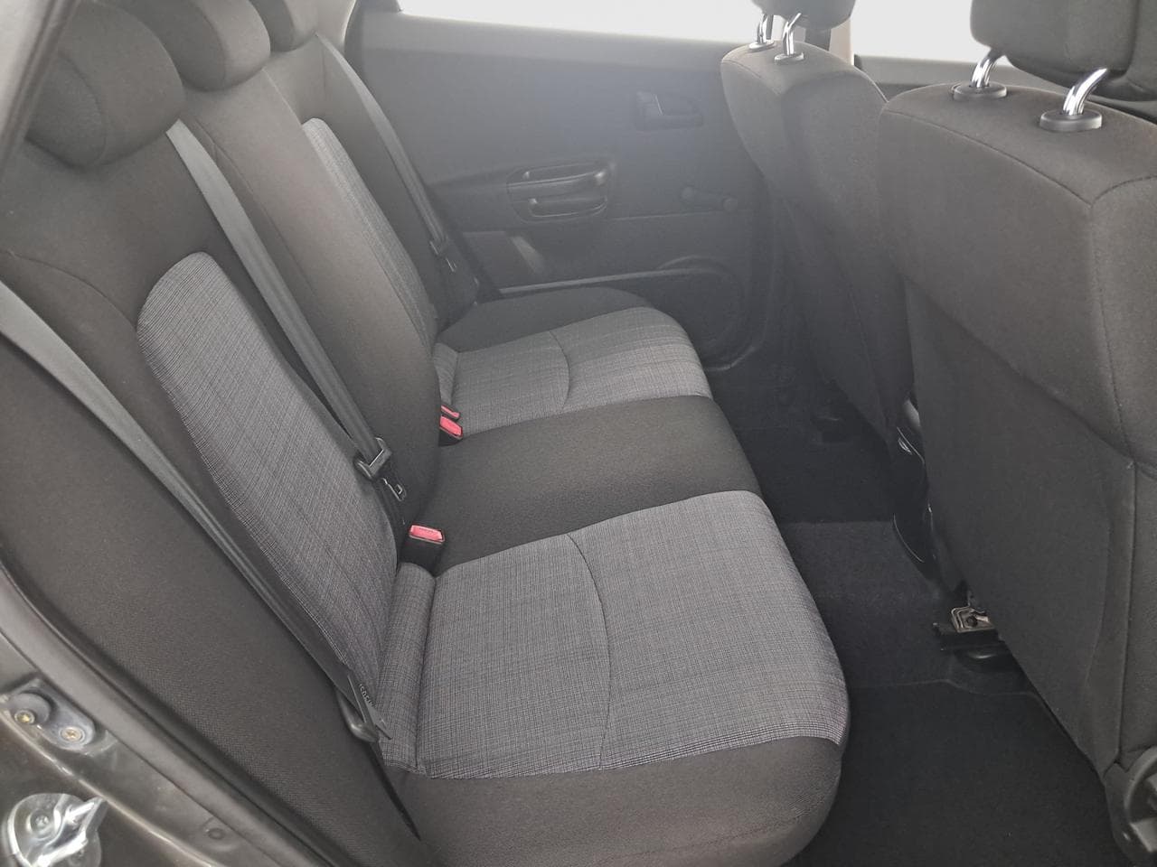 2010 Kia CEE'D - 13