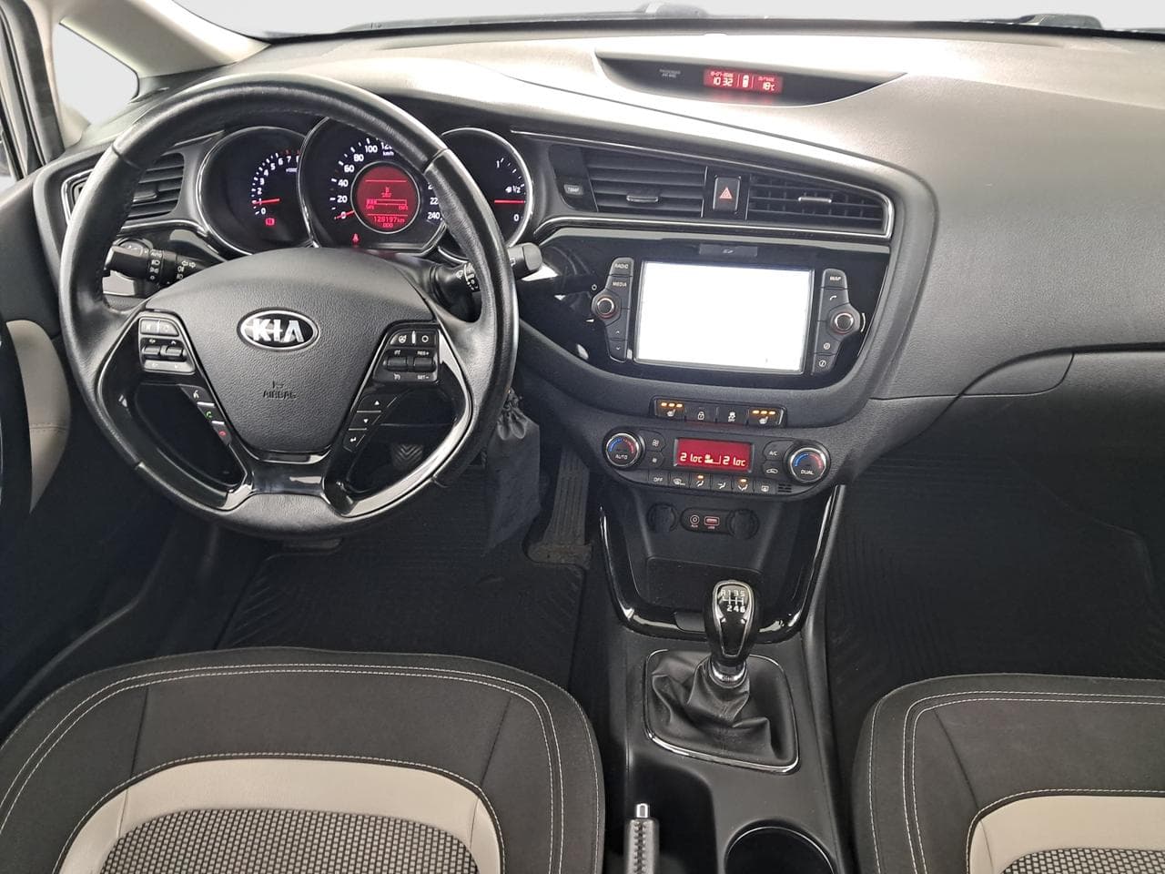 2017 Kia CEE'D - 10