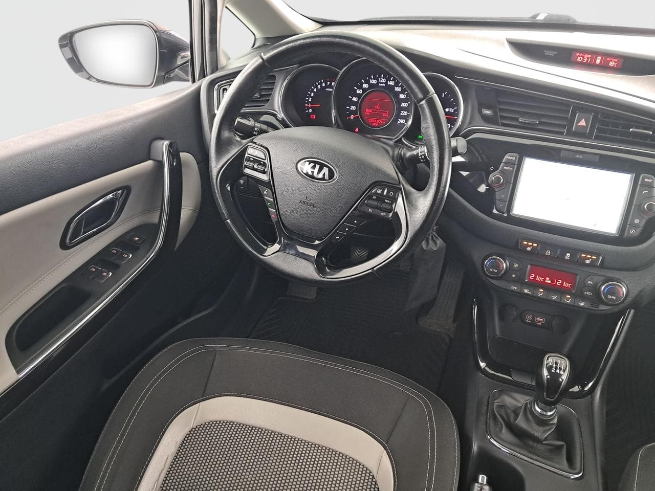 2017 Kia CEE'D - 9