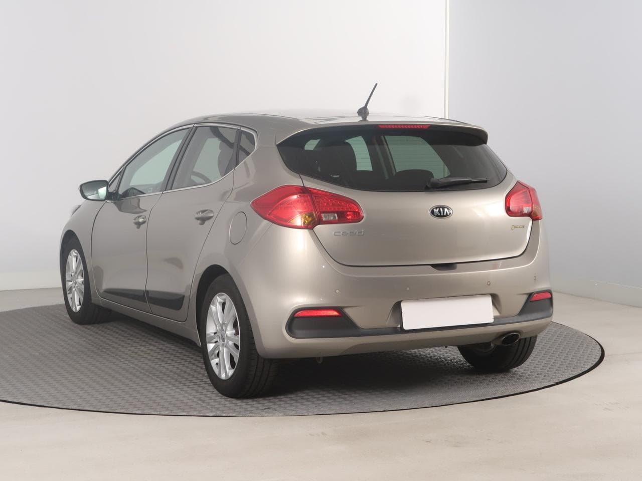2014 Kia CEE'D - 5