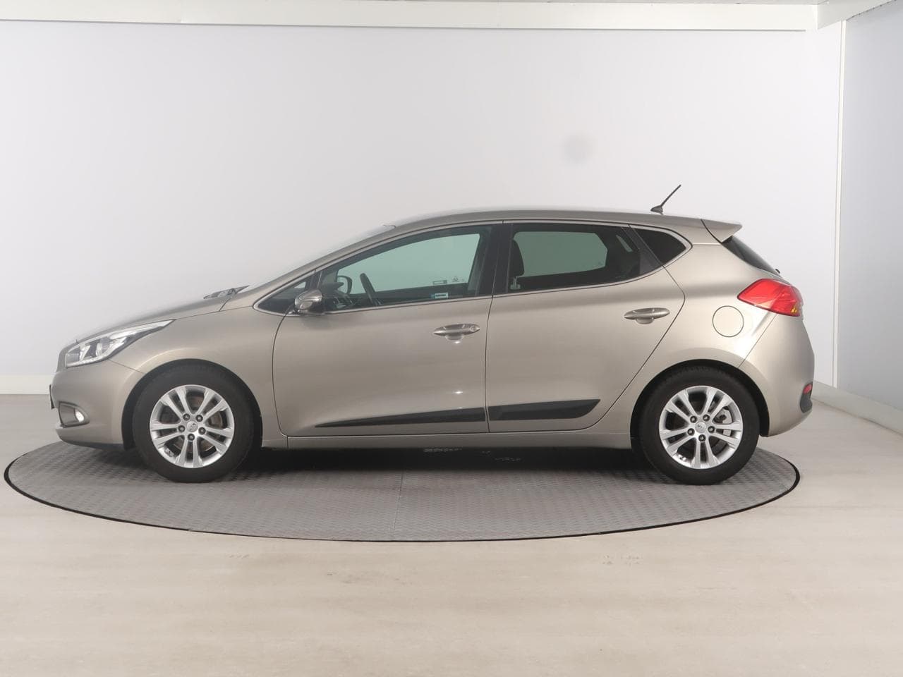 2014 Kia CEE'D - 4