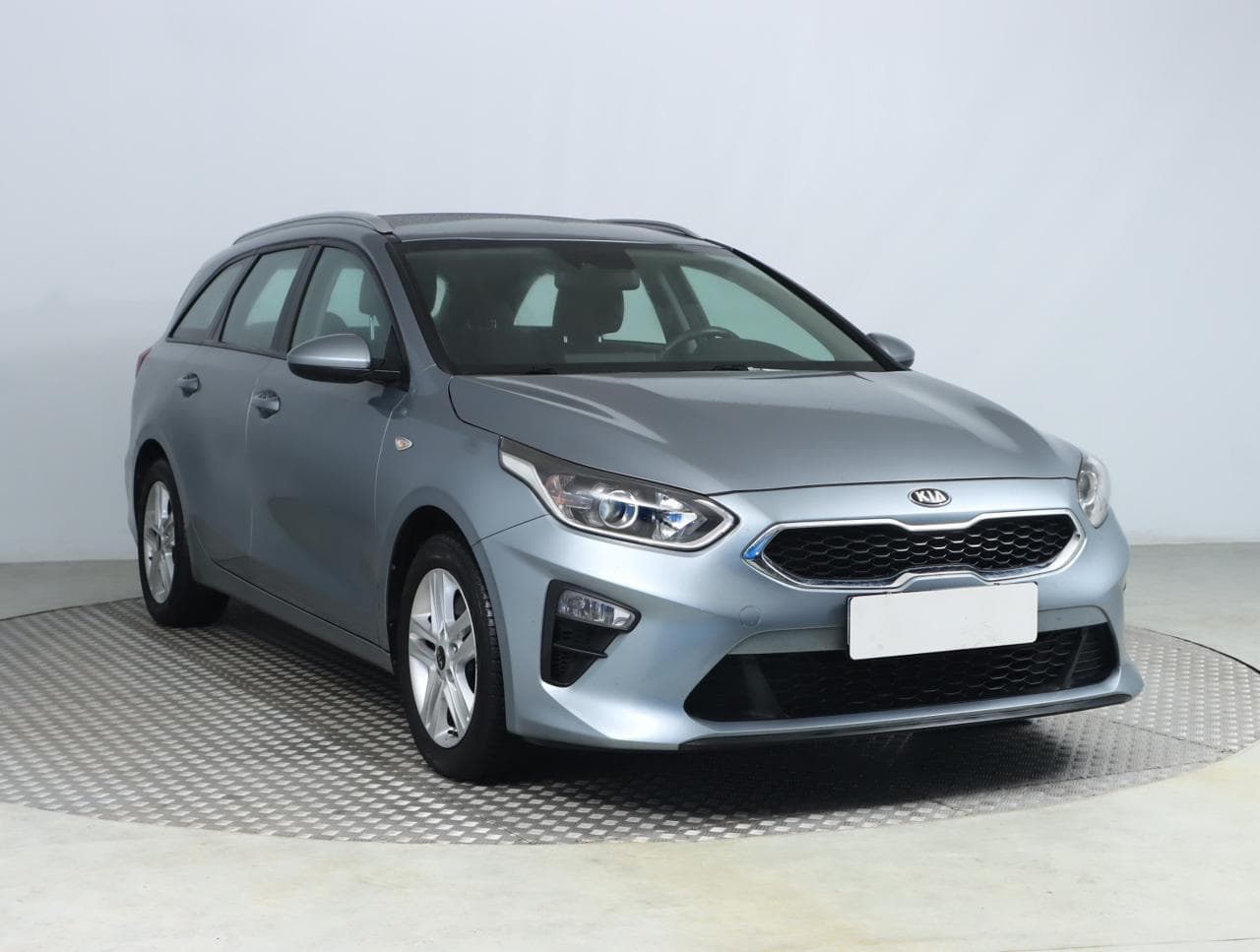 Kia Ceed 1.5 T-GDI MHEV 117kW kombi