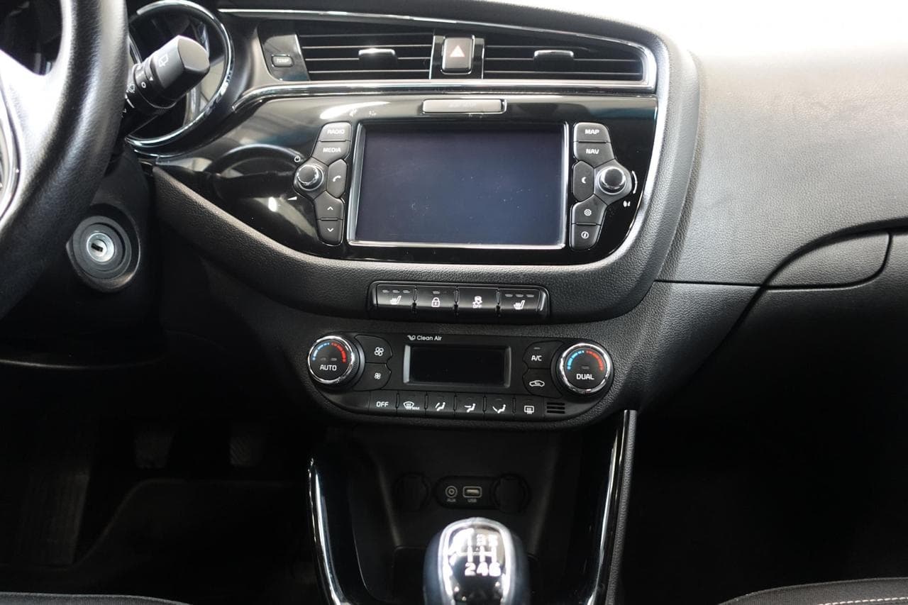2016 Kia CEE'D - 13