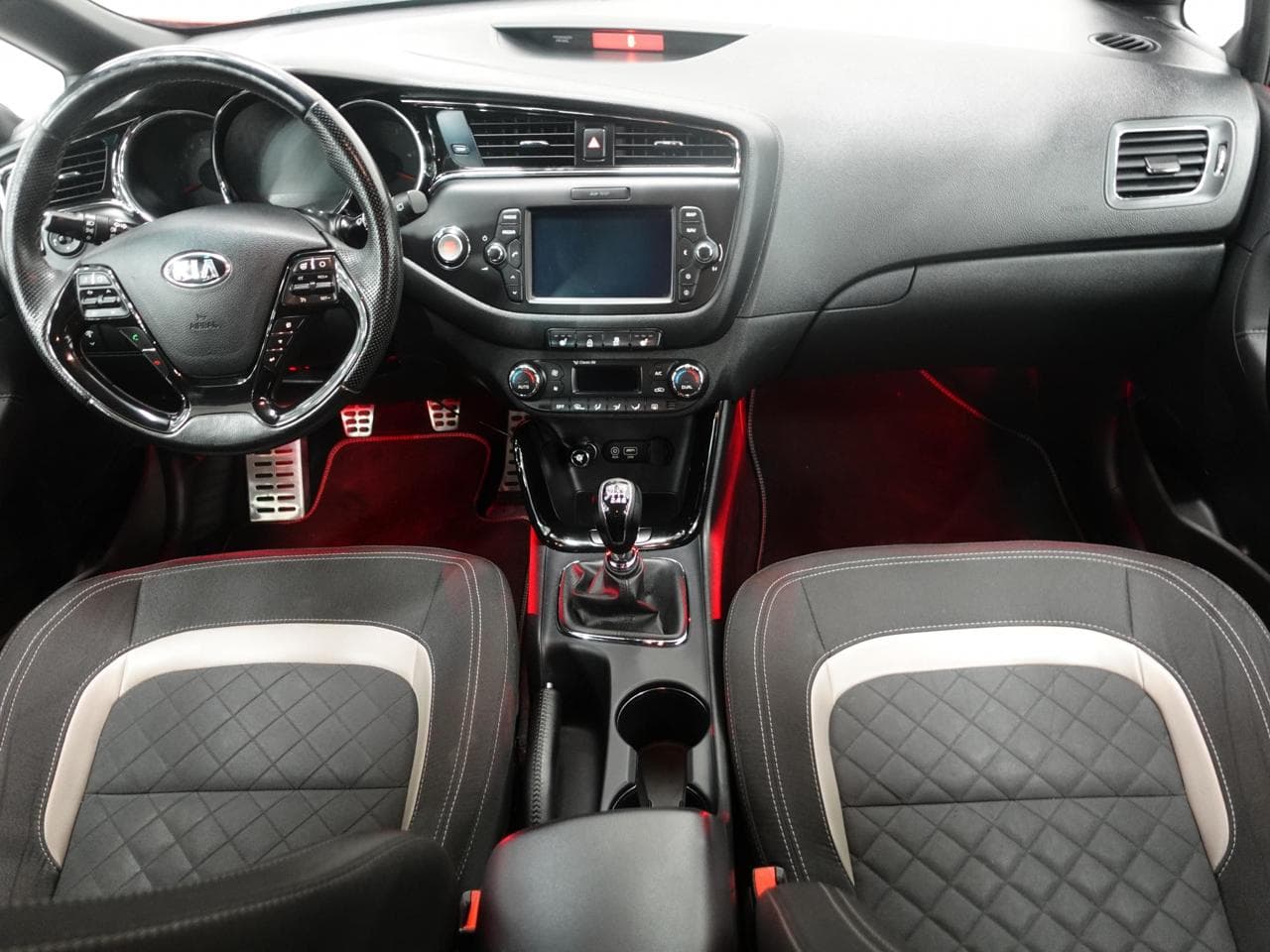 2016 Kia CEE'D - 8