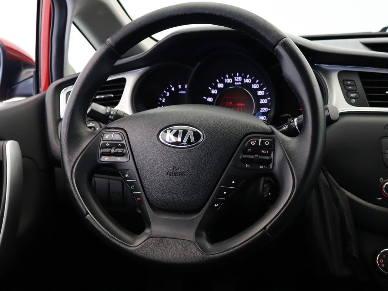 2015 Kia Cee'd - 18
