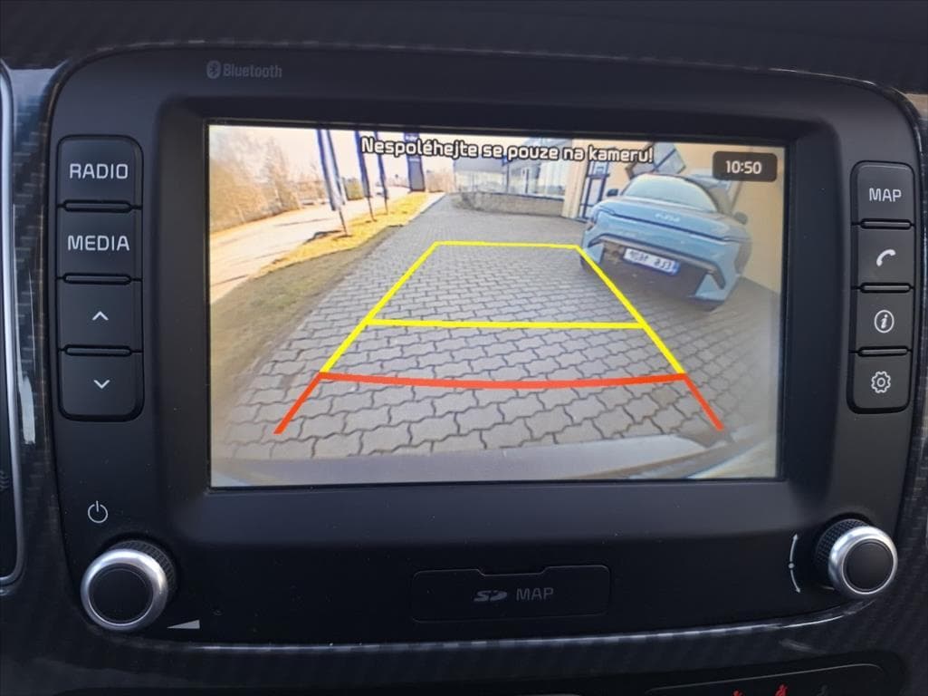 2016 Kia Carens - 16