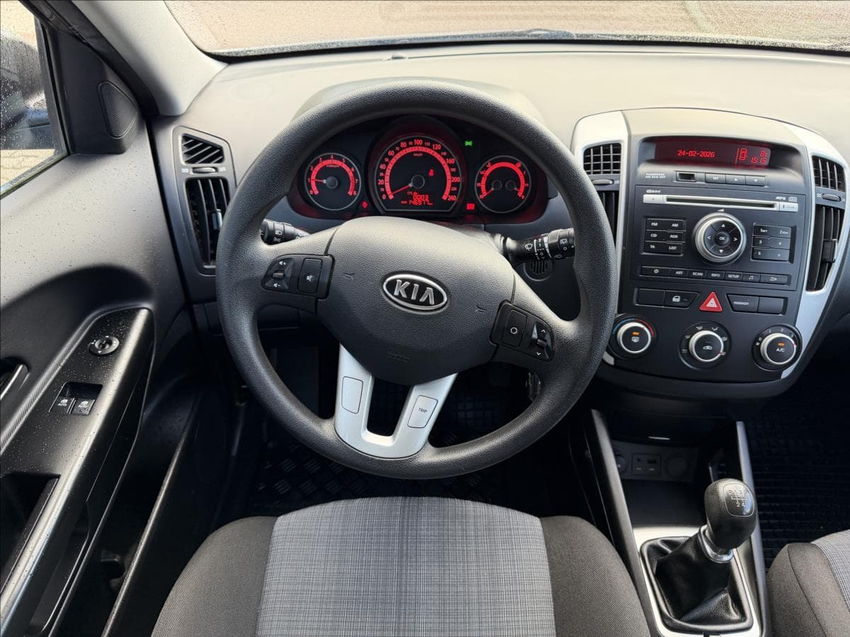 2011 Kia CEE'D - 9
