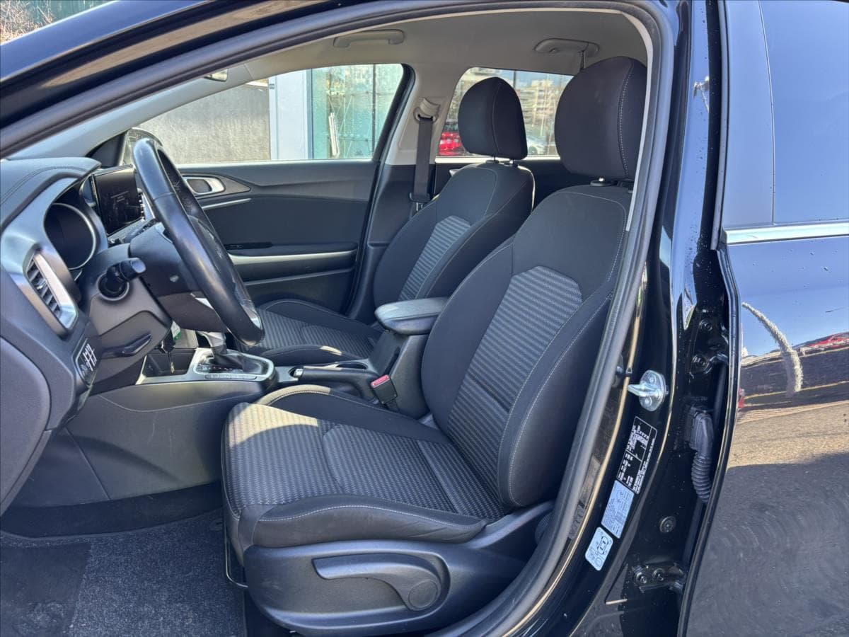 2023 Kia CEE'D - 10