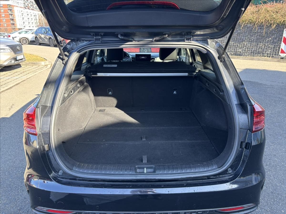 2023 Kia CEE'D - 13