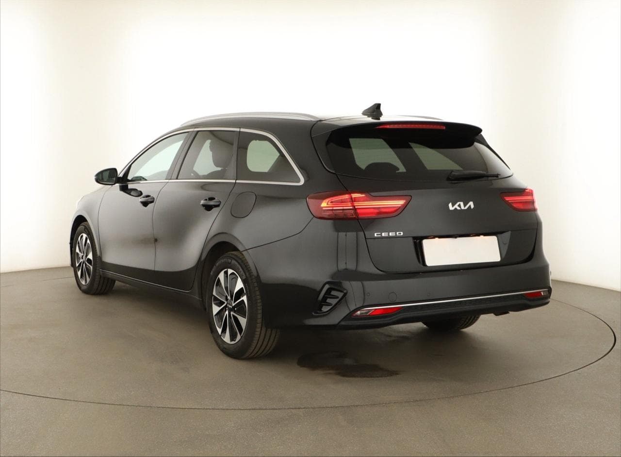 2025 Kia Cee'd - 5