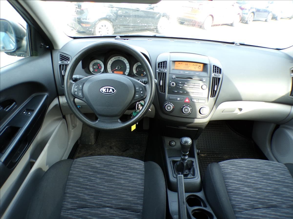2007 Kia Cee'd - 7