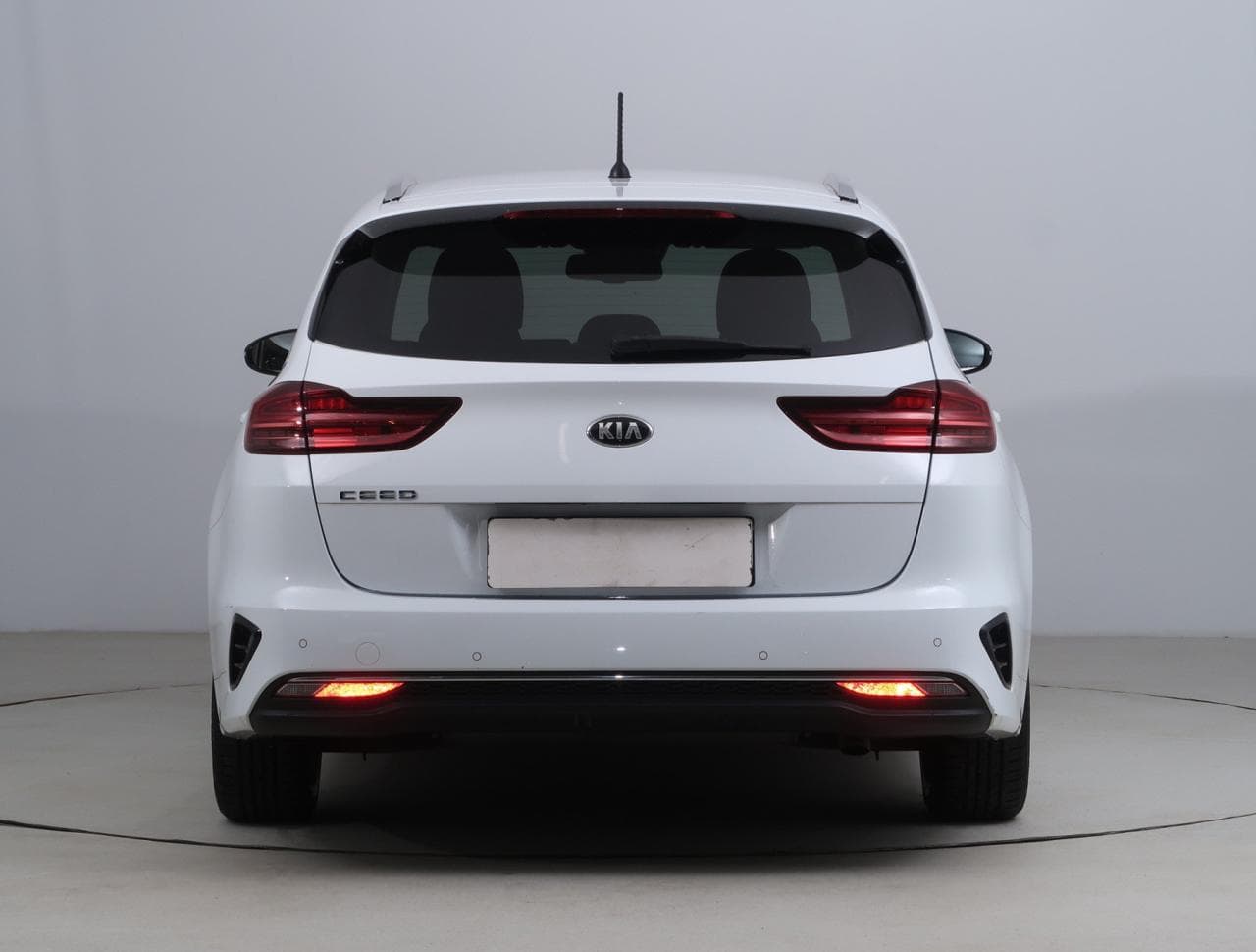 2019 Kia Cee'd - 11