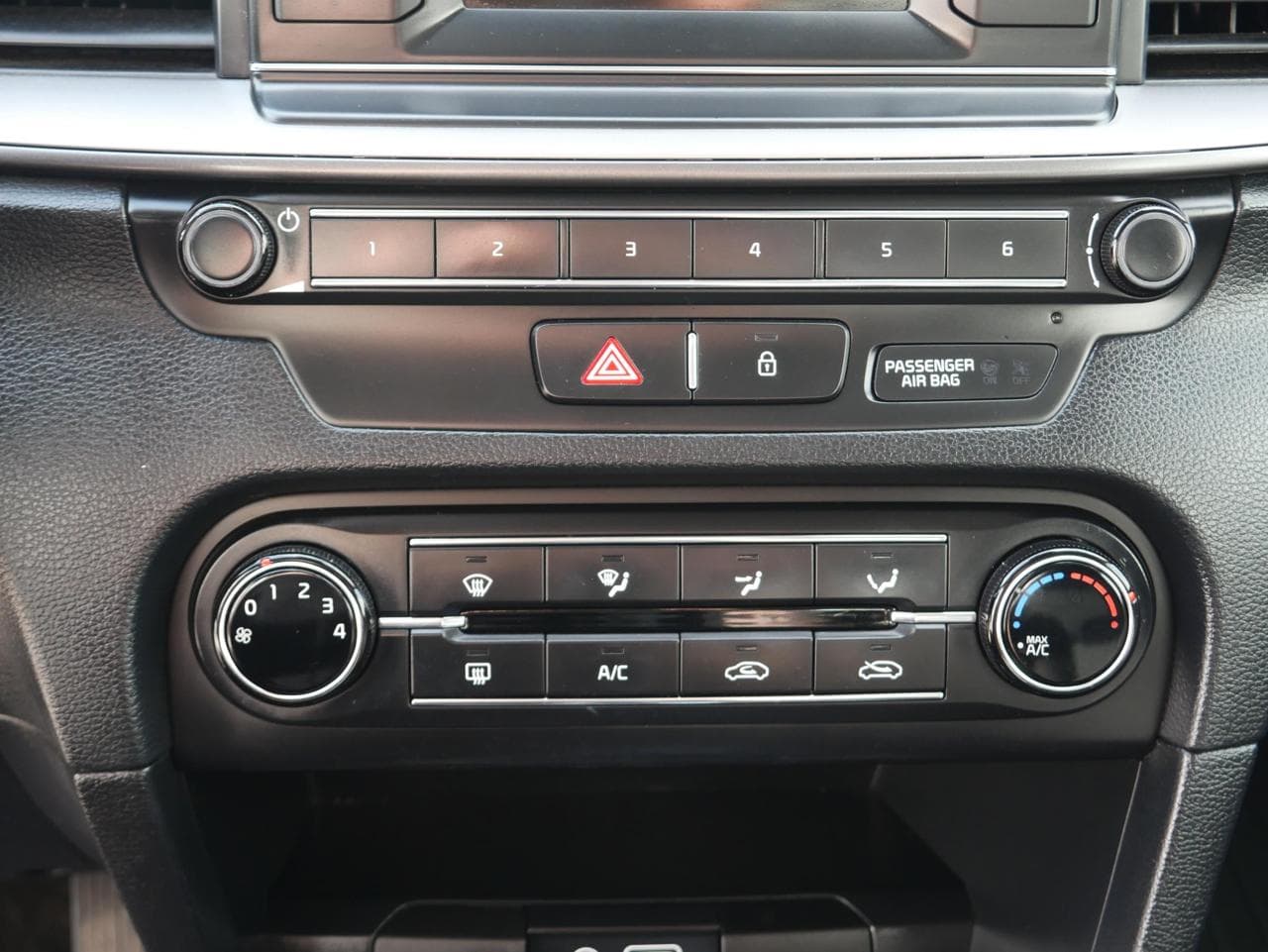 2019 Kia CEE'D - 13