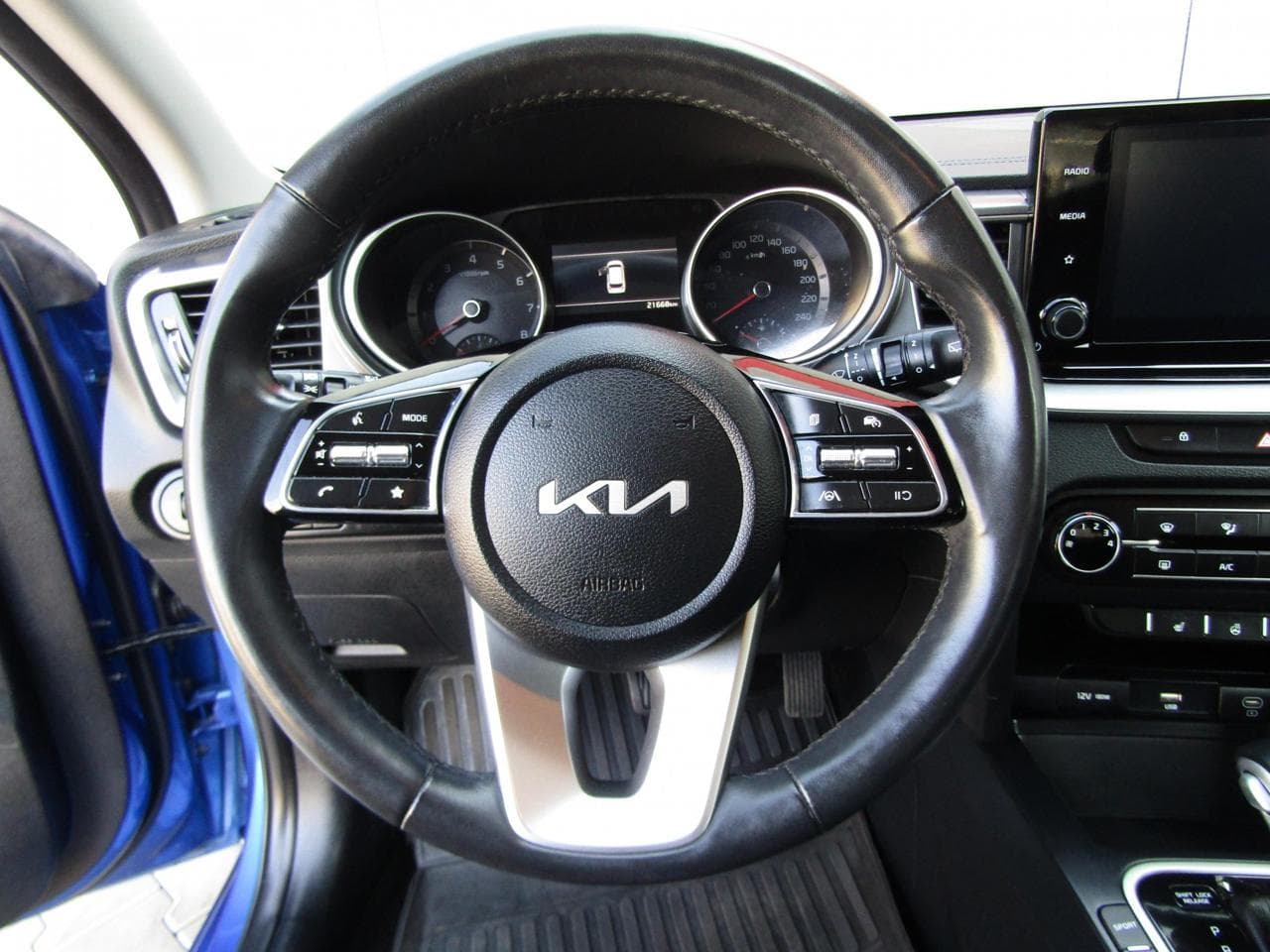 2023 Kia CEE'D - 18