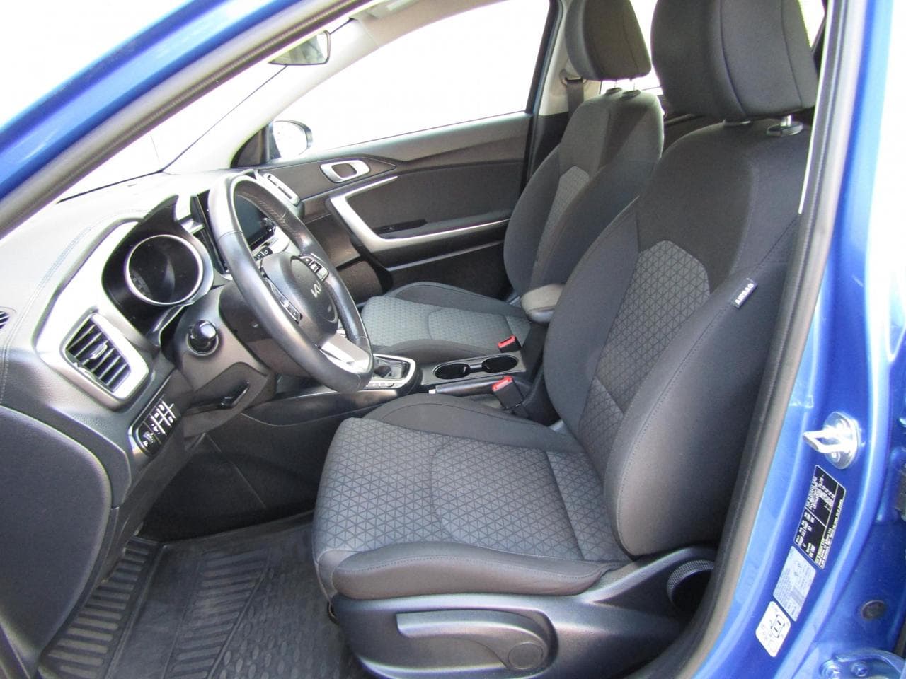 2023 Kia CEE'D - 9