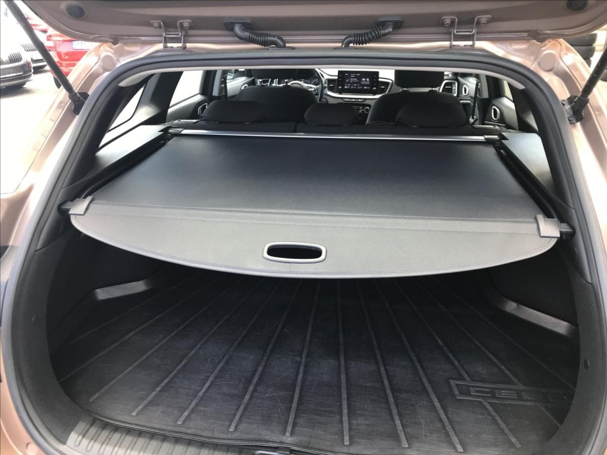 2022 Kia CEE'D - 7