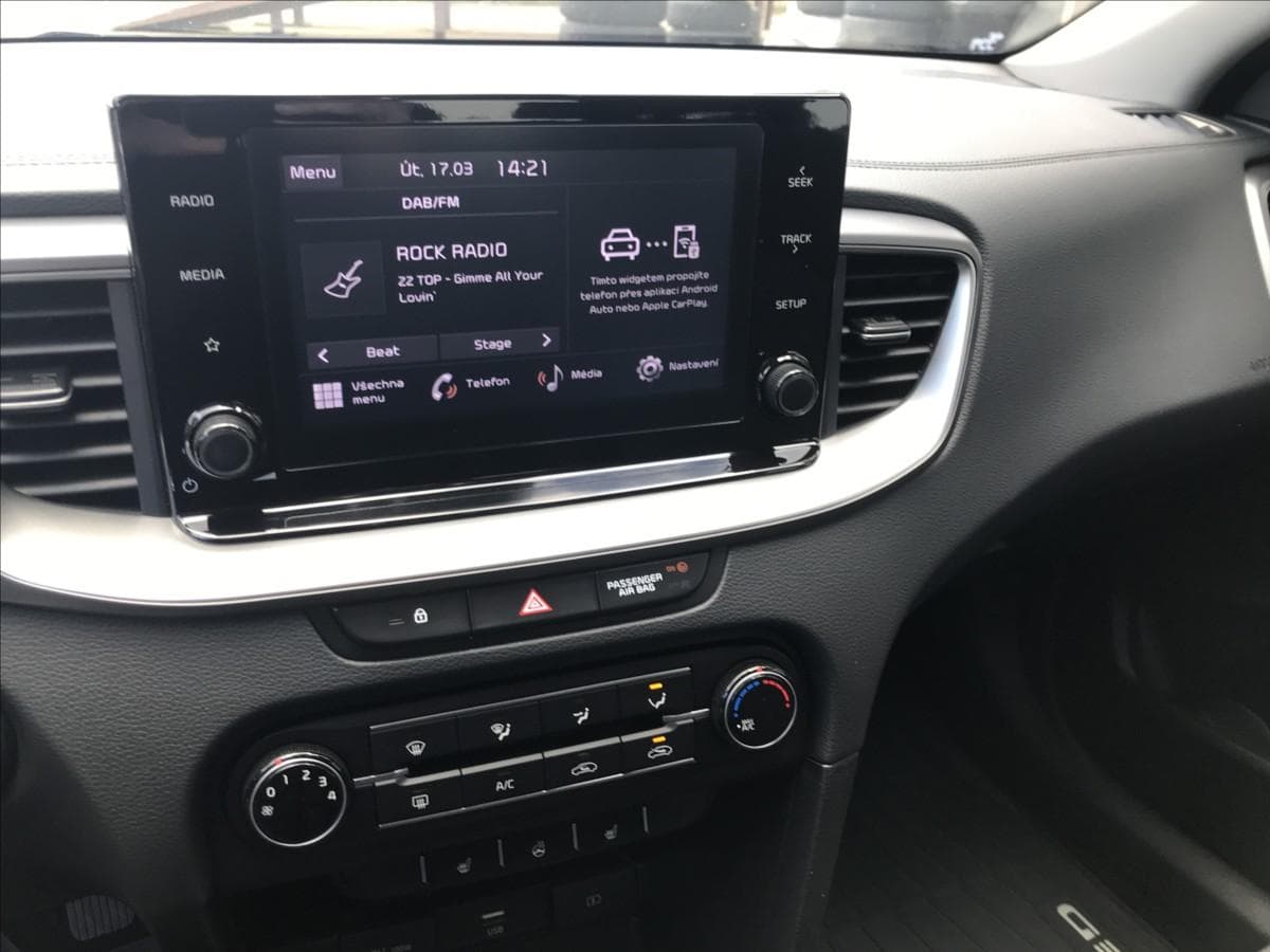 2022 Kia CEE'D - 12