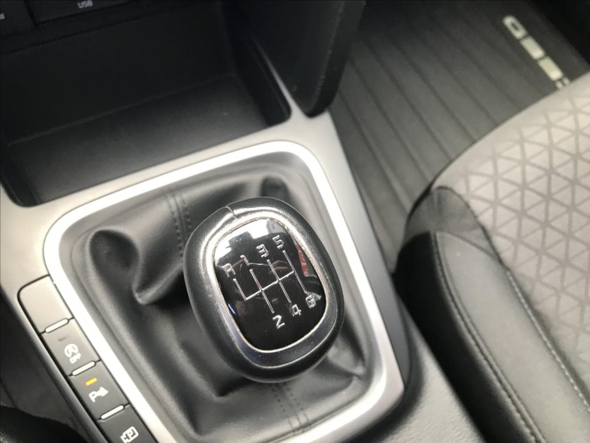 2022 Kia CEE'D - 13