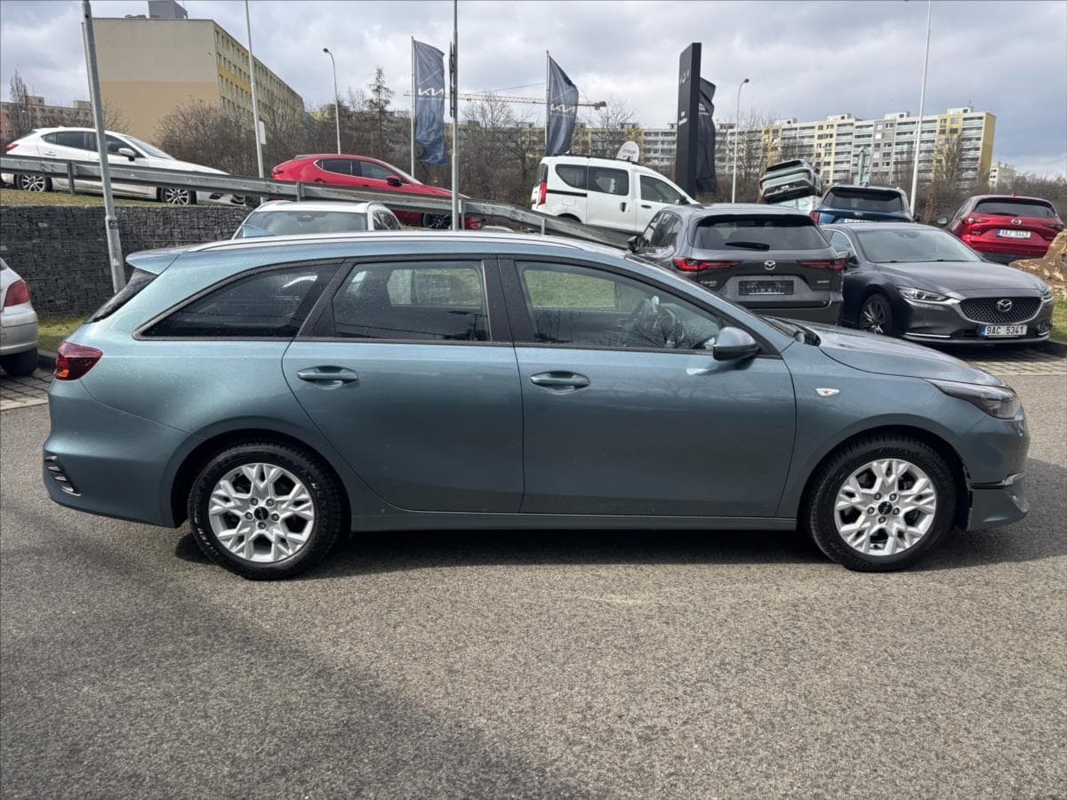 2023 Kia CEE'D - 6