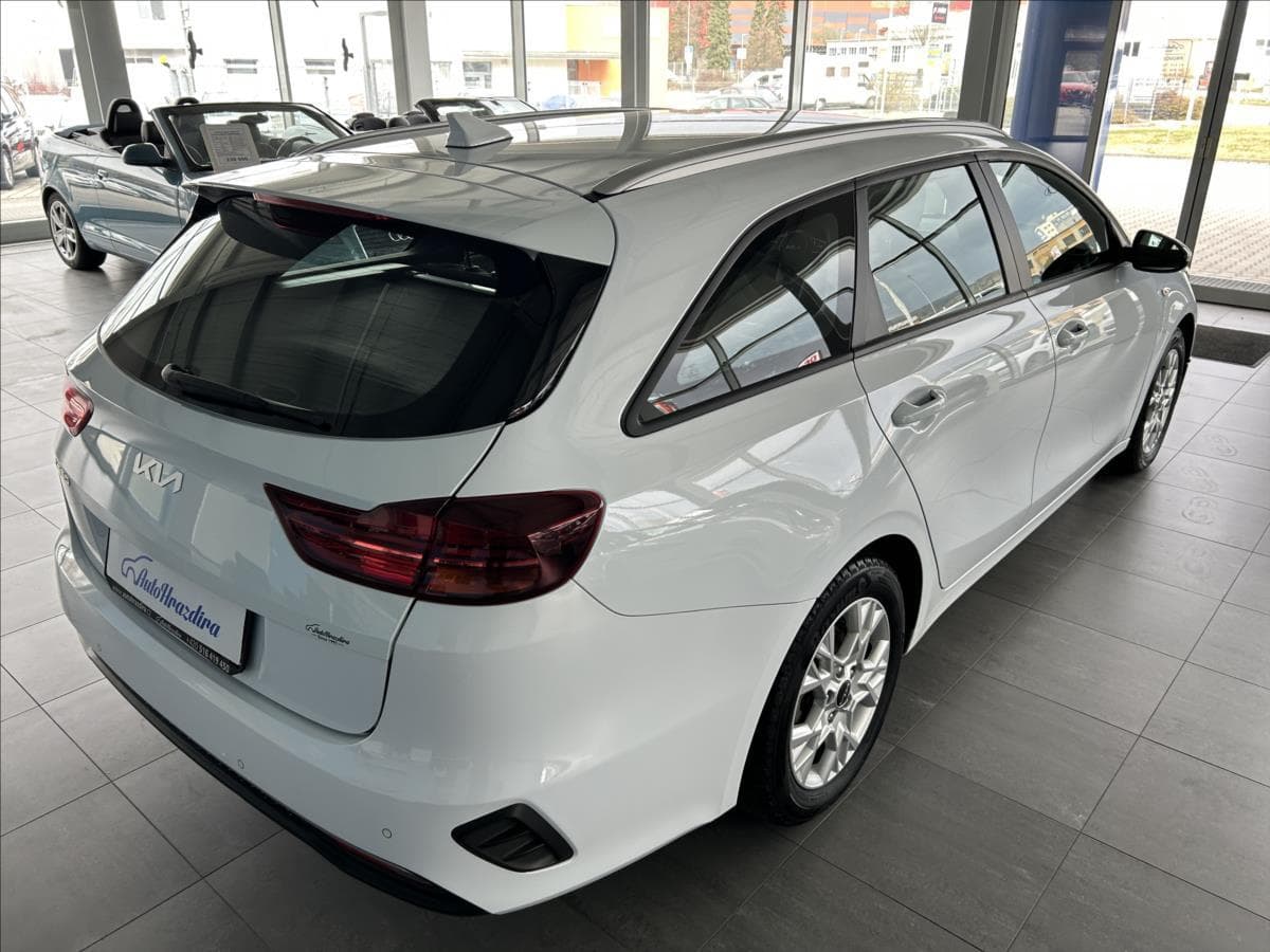 2022 Kia CEE'D - 6