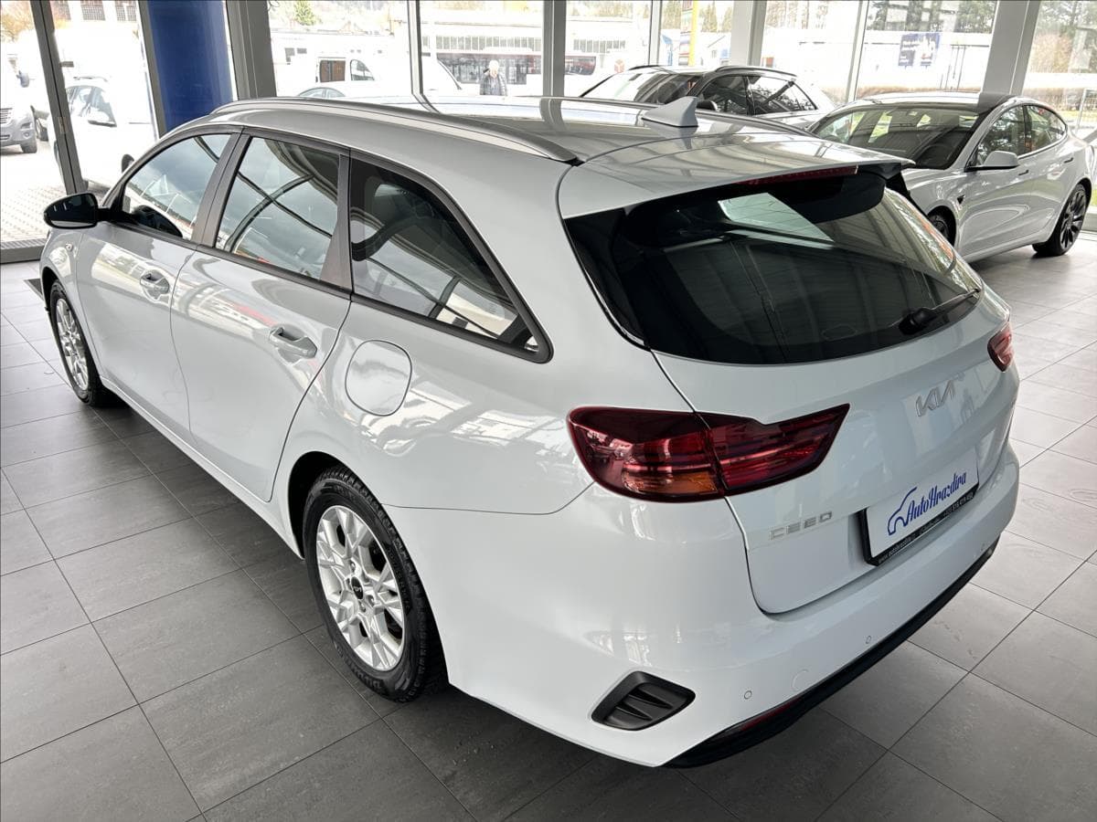 2022 Kia CEE'D - 4