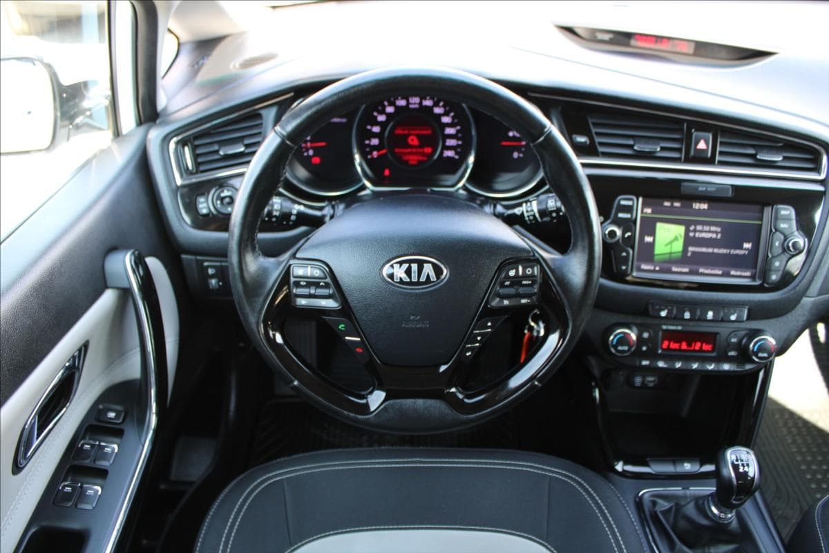 2016 Kia CEE'D - 10