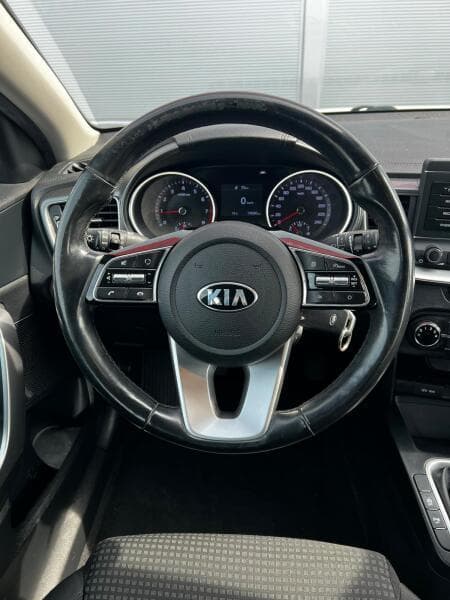2020 Kia Cee'd - 17