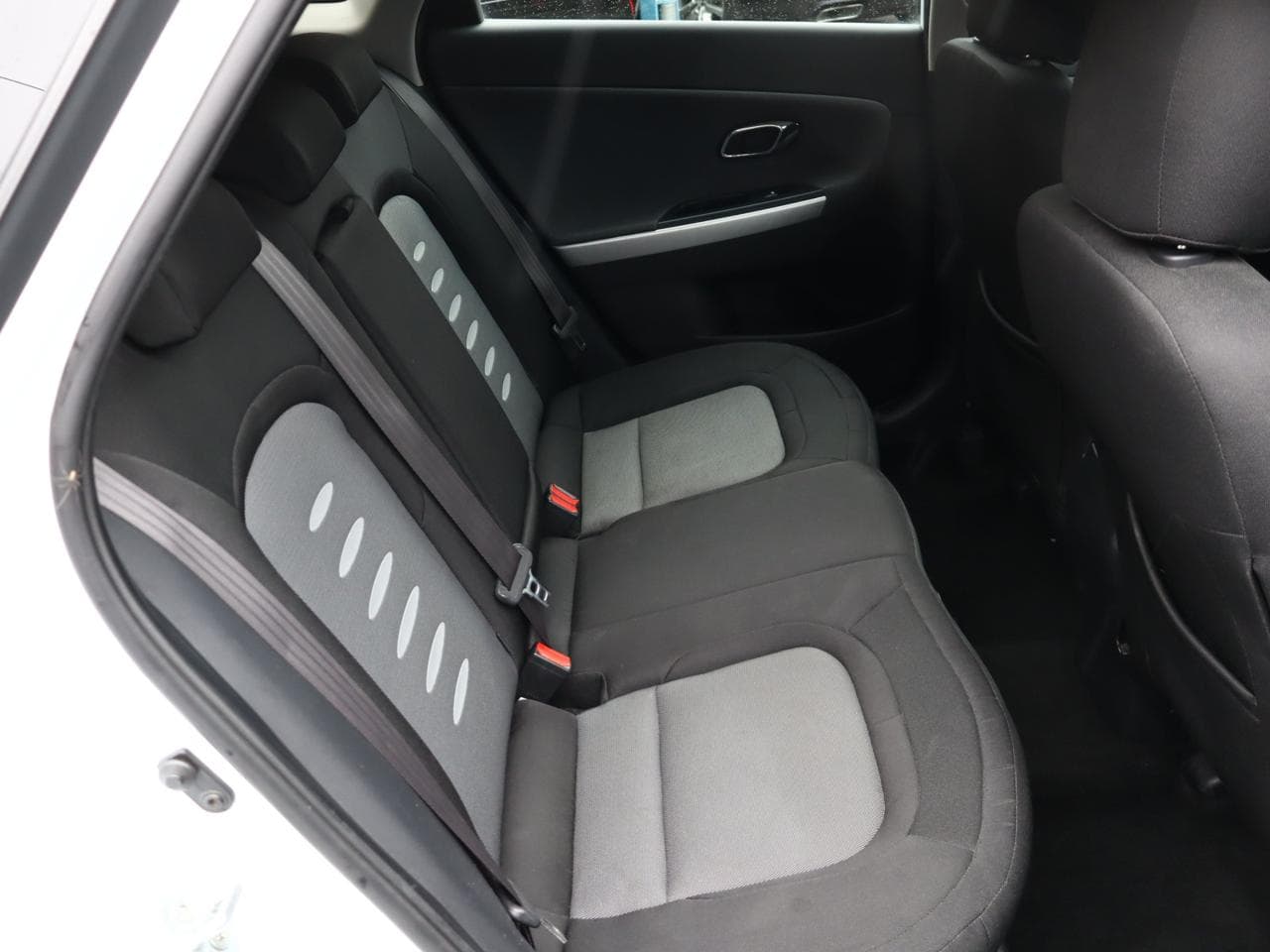 2013 Kia CEE'D - 11