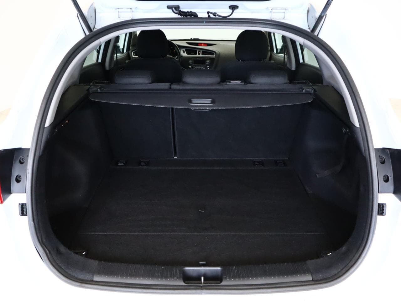 2013 Kia CEE'D - 17