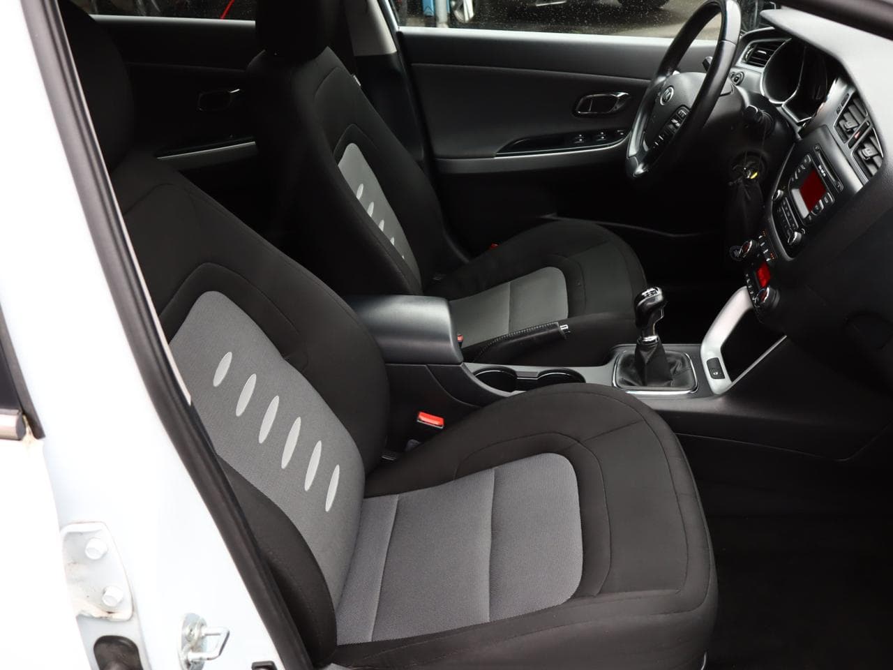 2013 Kia CEE'D - 10