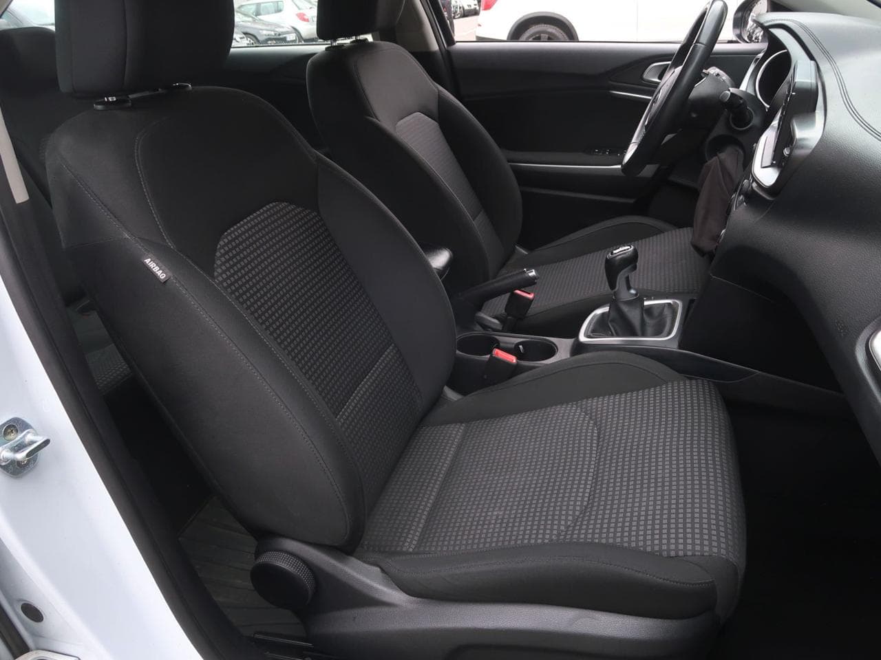 2019 Kia CEE'D - 12