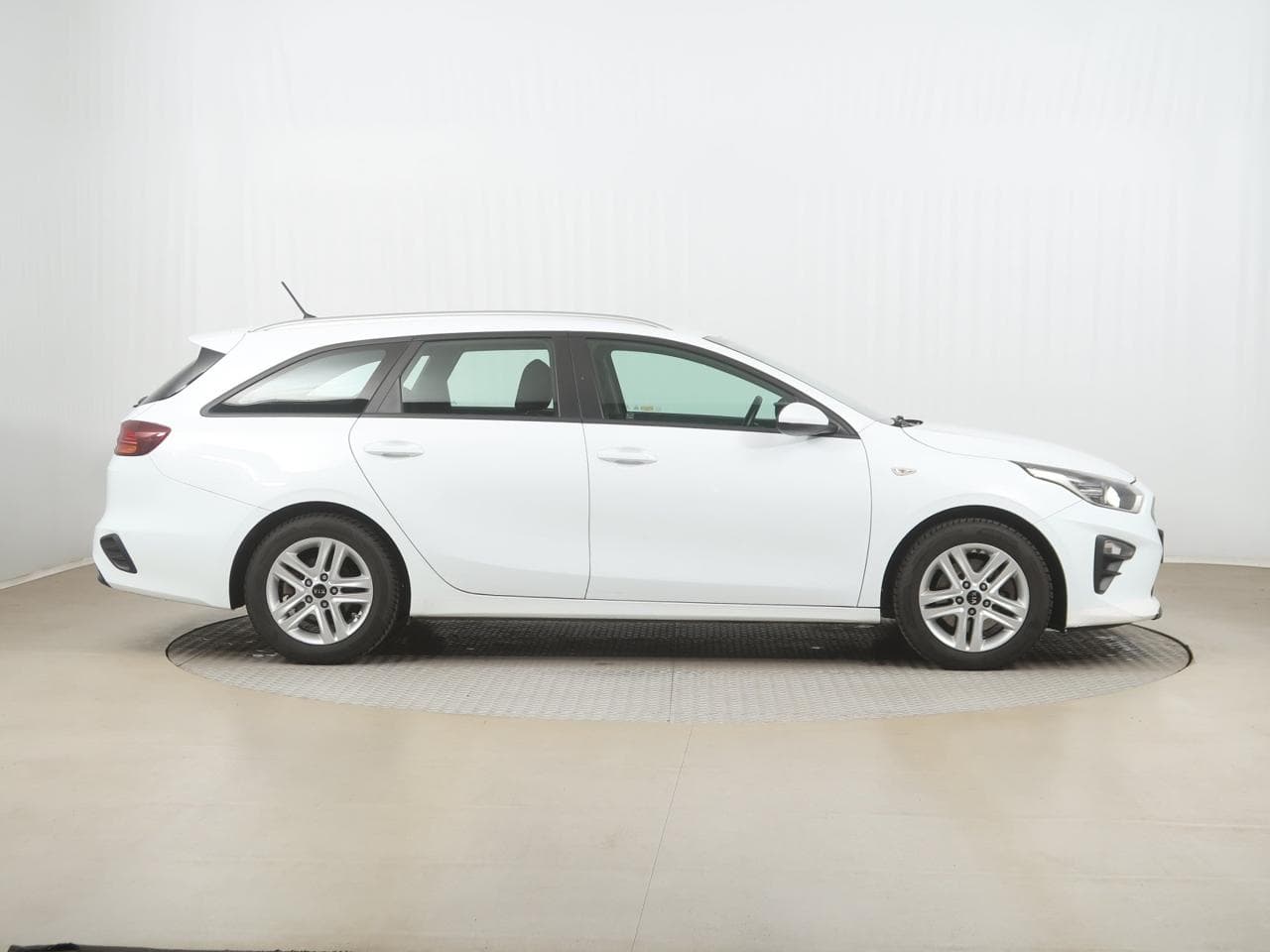 2019 Kia CEE'D - 8