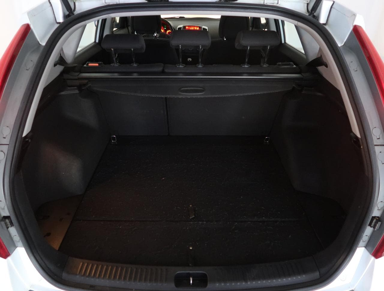 2012 Kia CEE'D - 33
