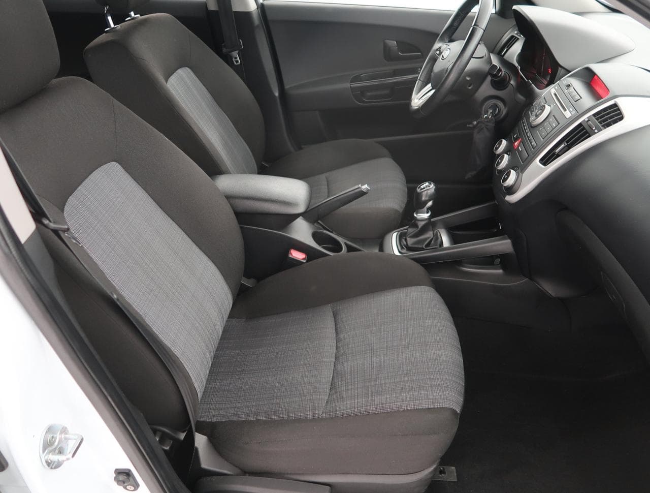 2012 Kia CEE'D - 17
